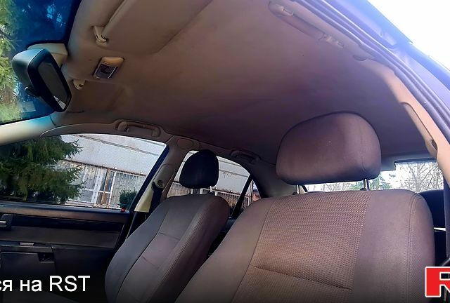 Синий Опель Омега, объемом двигателя 2.2 л и пробегом 500 тыс. км за 2499 $, фото 10 на Automoto.ua