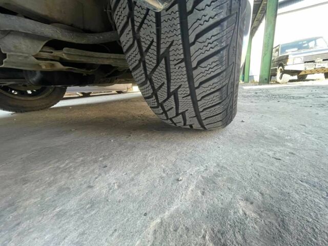 Синий Опель Омега, объемом двигателя 1.8 л и пробегом 308 тыс. км за 1200 $, фото 4 на Automoto.ua