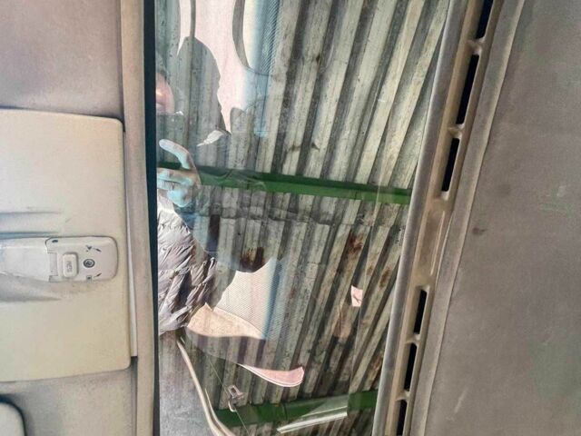 Синий Опель Омега, объемом двигателя 1.8 л и пробегом 308 тыс. км за 1200 $, фото 6 на Automoto.ua