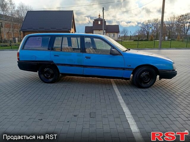 Синий Опель Омега, объемом двигателя 2 л и пробегом 282 тыс. км за 799 $, фото 4 на Automoto.ua