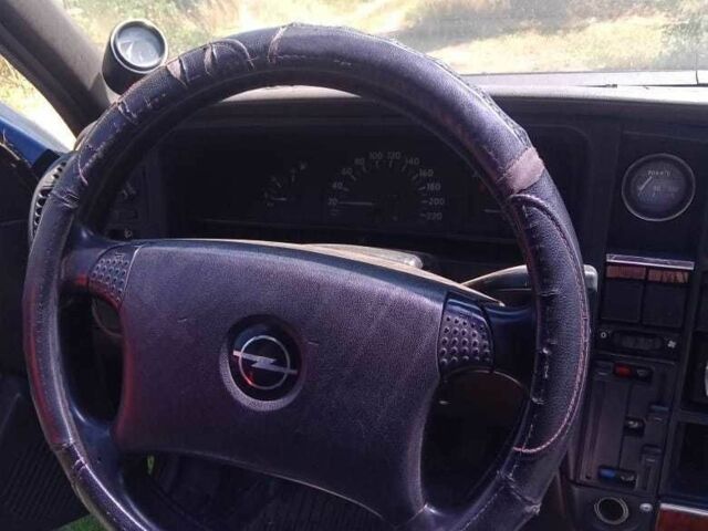 Опель Омега 1990 в Краматорске на Automoto.ua Синий Опель Омега, объемом двигателя 2.3 л и пробегом 150 тыс. км за 60000 $, фото 5 на Automoto.ua