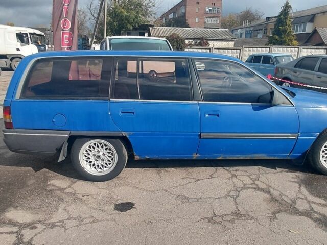 Синий Опель Омега, объемом двигателя 0 л и пробегом 245 тыс. км за 650 $, фото 2 на Automoto.ua