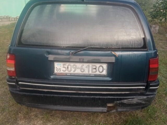Синій Опель Омега, об'ємом двигуна 2 л та пробігом 500 тис. км за 426 $, фото 5 на Automoto.ua