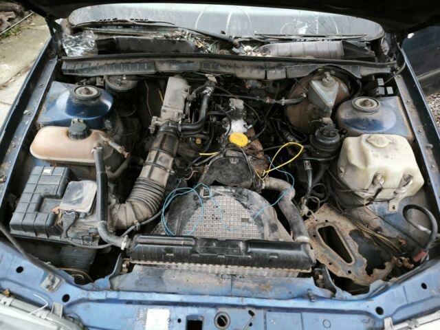 Синий Опель Омега, объемом двигателя 0 л и пробегом 250 тыс. км за 24 $, фото 7 на Automoto.ua