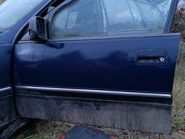 Синій Опель Омега, об'ємом двигуна 2 л та пробігом 120 тис. км за 400 $, фото 6 на Automoto.ua