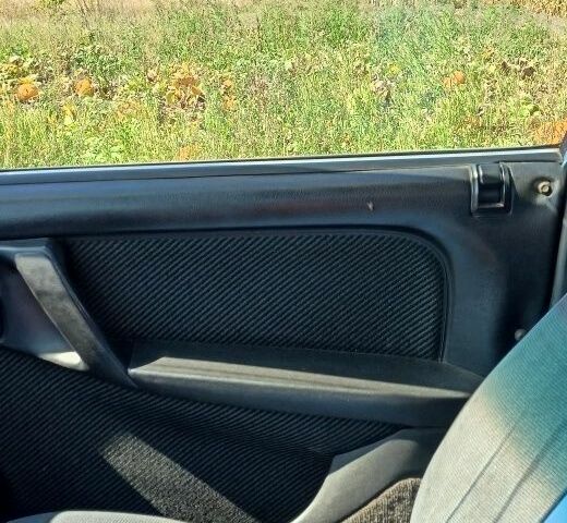 Синий Опель Омега, объемом двигателя 2 л и пробегом 389 тыс. км за 749 $, фото 14 на Automoto.ua