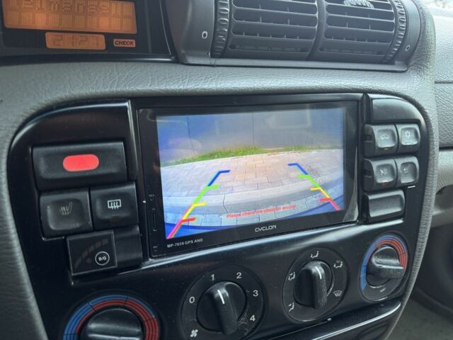 Синий Опель Омега, объемом двигателя 2 л и пробегом 250 тыс. км за 3650 $, фото 19 на Automoto.ua