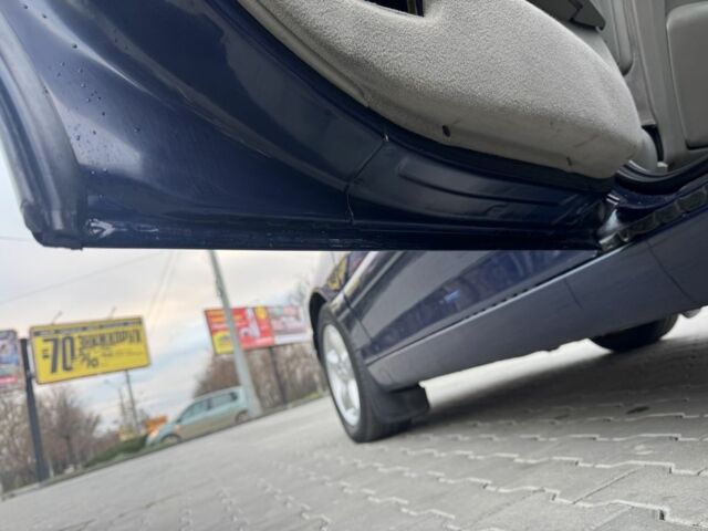 Синий Опель Омега, объемом двигателя 2 л и пробегом 250 тыс. км за 3650 $, фото 12 на Automoto.ua