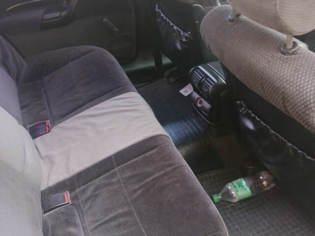 Синий Опель Омега, объемом двигателя 2 л и пробегом 430 тыс. км за 1500 $, фото 5 на Automoto.ua