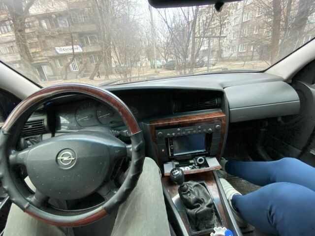 Синій Опель Омега, об'ємом двигуна 2 л та пробігом 364 тис. км за 1300 $, фото 7 на Automoto.ua