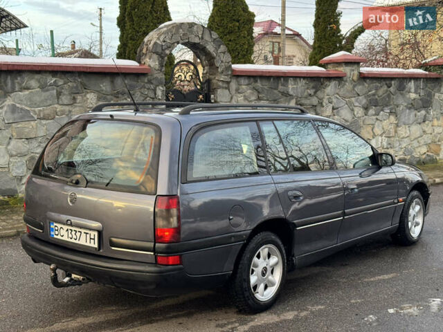 Синий Опель Омега, объемом двигателя 2 л и пробегом 335 тыс. км за 1599 $, фото 8 на Automoto.ua