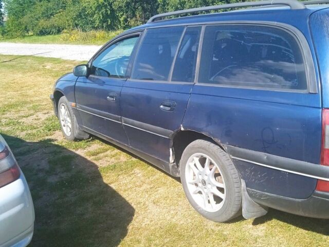 Синій Опель Омега, об'ємом двигуна 2 л та пробігом 408 тис. км за 3800 $, фото 3 на Automoto.ua