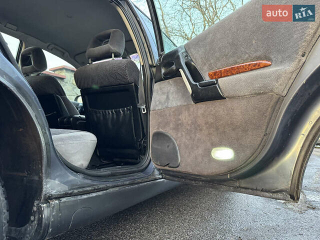 Синий Опель Омега, объемом двигателя 2 л и пробегом 335 тыс. км за 1599 $, фото 29 на Automoto.ua