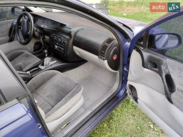 Синій Опель Омега, об'ємом двигуна 2 л та пробігом 306 тис. км за 1950 $, фото 2 на Automoto.ua