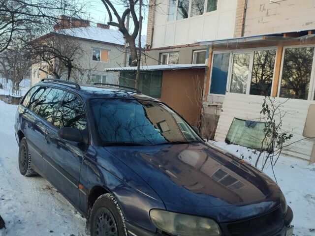 Синій Опель Омега, об'ємом двигуна 2.5 л та пробігом 400 тис. км за 1800 $, фото 1 на Automoto.ua