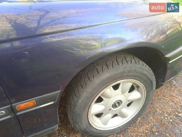 Синий Опель Омега, объемом двигателя 0 л и пробегом 284 тыс. км за 2700 $, фото 3 на Automoto.ua
