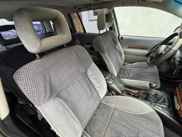 Синій Опель Омега, об'ємом двигуна 2 л та пробігом 343 тис. км за 1600 $, фото 7 на Automoto.ua