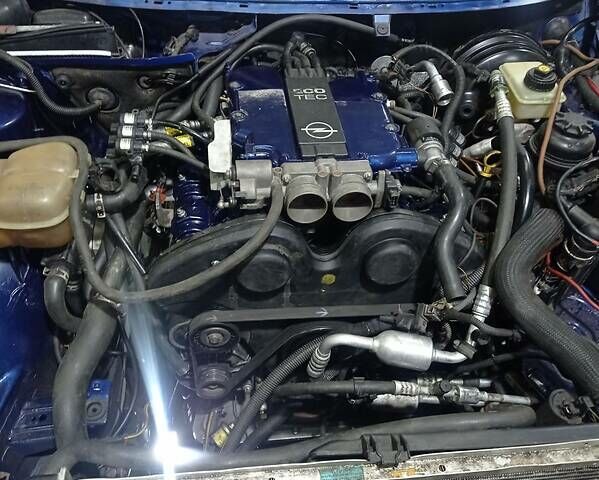 Синий Опель Омега, объемом двигателя 2.5 л и пробегом 30 тыс. км за 7500 $, фото 19 на Automoto.ua