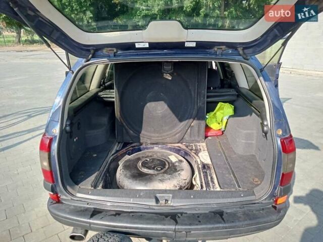 Синий Опель Омега, объемом двигателя 2 л и пробегом 450 тыс. км за 1300 $, фото 6 на Automoto.ua