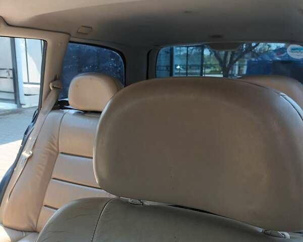 Синий Опель Омега, объемом двигателя 2 л и пробегом 270 тыс. км за 2700 $, фото 2 на Automoto.ua