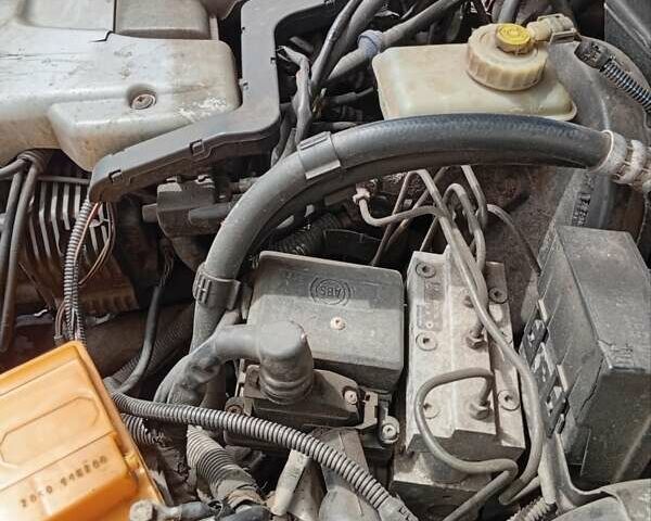 Синій Опель Омега, об'ємом двигуна 1.6 л та пробігом 345 тис. км за 1454 $, фото 17 на Automoto.ua