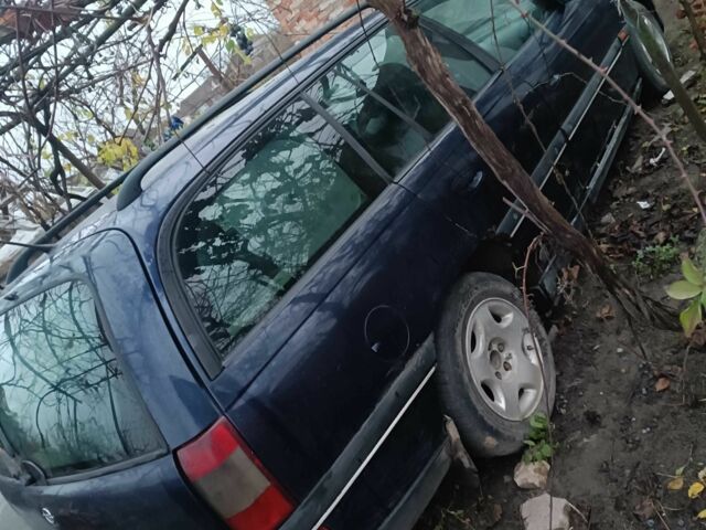 Синий Опель Омега, объемом двигателя 2 л и пробегом 3 тыс. км за 1500 $, фото 4 на Automoto.ua