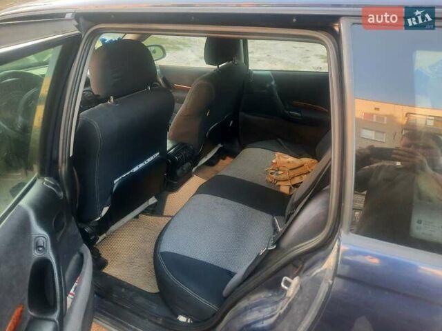 Синий Опель Омега, объемом двигателя 2 л и пробегом 258 тыс. км за 2900 $, фото 4 на Automoto.ua