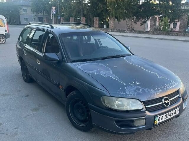 Синий Опель Омега, объемом двигателя 2 л и пробегом 100 тыс. км за 850 $, фото 3 на Automoto.ua
