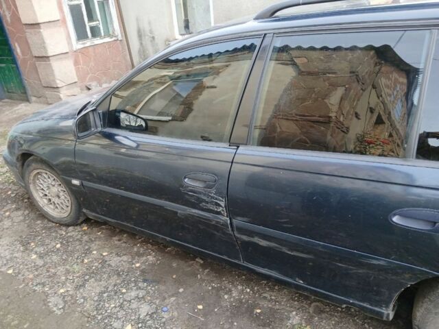 Опель Омега 2000 в Харькове на Automoto.ua Синий Опель Омега, объемом двигателя 2 л и пробегом 240 тыс. км за 450 $, фото 2 на Automoto.ua