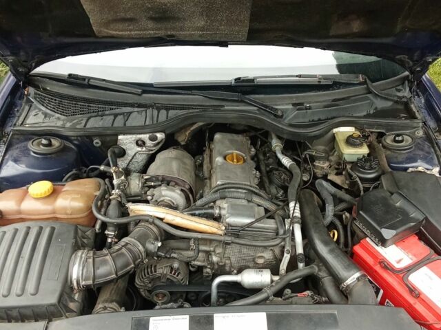 Синій Опель Омега, об'ємом двигуна 2.2 л та пробігом 360 тис. км за 2300 $, фото 7 на Automoto.ua