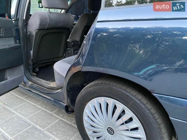 Синій Опель Омега, об'ємом двигуна 2.5 л та пробігом 355 тис. км за 2555 $, фото 7 на Automoto.ua