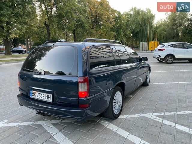Синий Опель Омега, объемом двигателя 2.5 л и пробегом 355 тыс. км за 2450 $, фото 12 на Automoto.ua