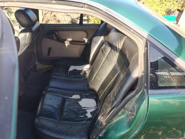 Зеленый Опель Омега, объемом двигателя 0 л и пробегом 1000 тыс. км за 549 $, фото 3 на Automoto.ua