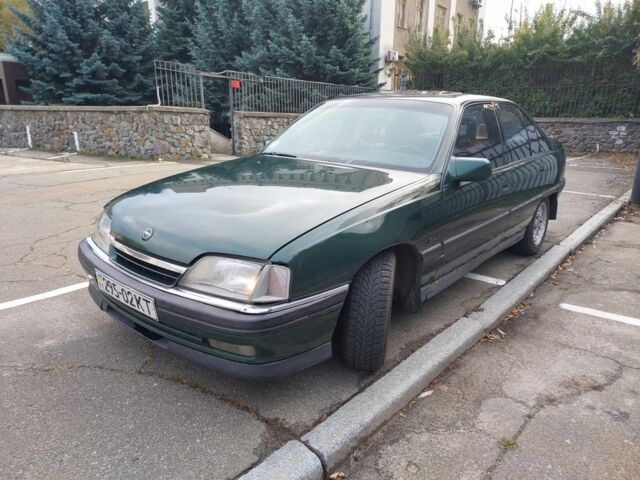 Опель Омега 1992 в Киеве на Automoto.ua Зеленый Опель Омега, объемом двигателя 2 л и пробегом 280 тыс. км за 1300 $, фото 1 на Automoto.ua