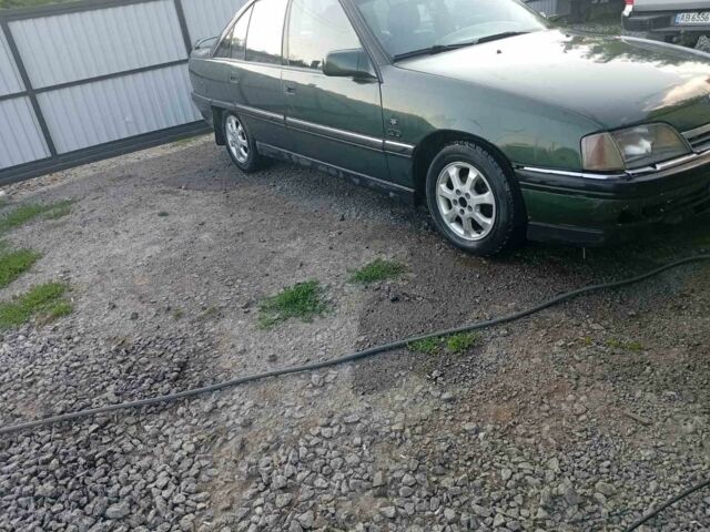 Опель Омега 1992 у Бердичеве на Automoto.ua Зелений Опель Омега, об'ємом двигуна 2 л та пробігом 400 тис. км за 1250 $, фото 1 на Automoto.ua