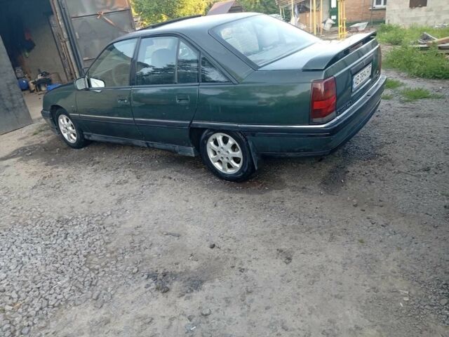 Опель Омега 1992 у Бердичеве на Automoto.ua Зелений Опель Омега, об'ємом двигуна 2 л та пробігом 400 тис. км за 1250 $, фото 2 на Automoto.ua