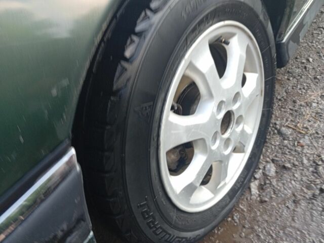 Опель Омега 1992 у Бердичеве на Automoto.ua Зелений Опель Омега, об'ємом двигуна 2 л та пробігом 400 тис. км за 1250 $, фото 4 на Automoto.ua