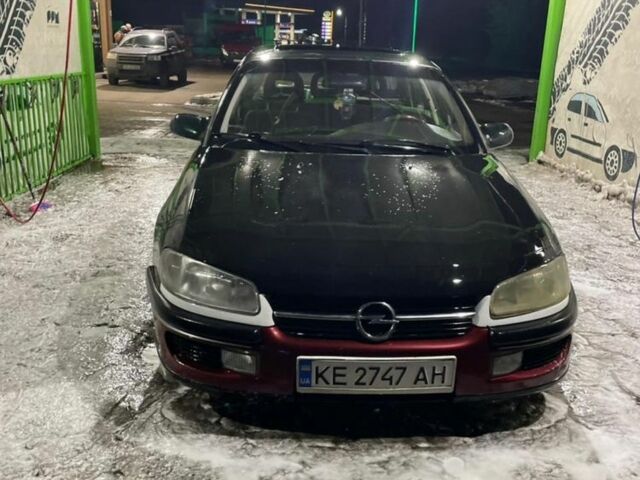 Зелений Опель Омега, об'ємом двигуна 3 л та пробігом 3 тис. км за 1000 $, фото 3 на Automoto.ua