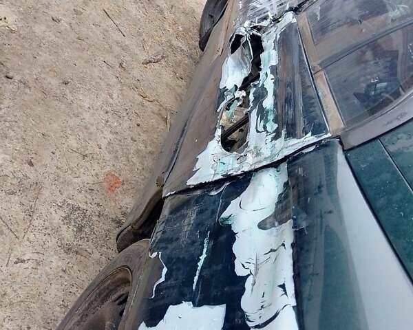 Зелений Опель Омега, об'ємом двигуна 3 л та пробігом 380 тис. км за 1200 $, фото 3 на Automoto.ua