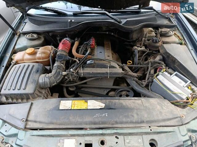 Зеленый Опель Омега, объемом двигателя 2 л и пробегом 321 тыс. км за 1100 $, фото 17 на Automoto.ua