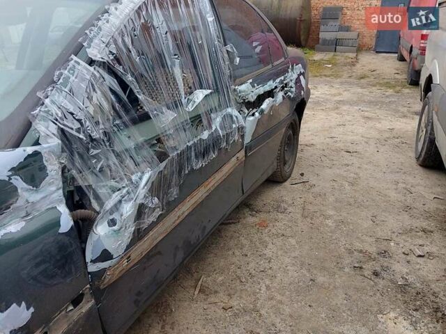 Зелений Опель Омега, об'ємом двигуна 3 л та пробігом 380 тис. км за 1200 $, фото 2 на Automoto.ua
