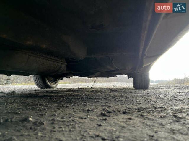 Зелений Опель Омега, об'ємом двигуна 2.96 л та пробігом 300 тис. км за 1350 $, фото 27 на Automoto.ua