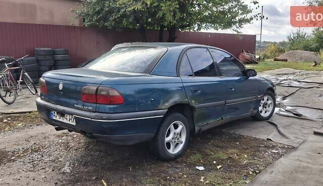 Зелений Опель Омега, об'ємом двигуна 2 л та пробігом 180 тис. км за 800 $, фото 2 на Automoto.ua