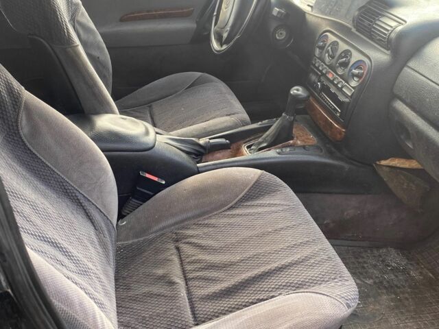 Зеленый Опель Омега, объемом двигателя 2.5 л и пробегом 20 тыс. км за 1763 $, фото 2 на Automoto.ua