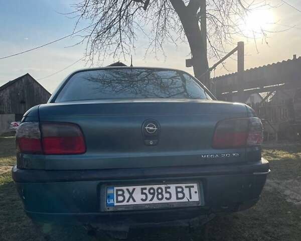 Зеленый Опель Омега, объемом двигателя 2 л и пробегом 354 тыс. км за 1199 $, фото 5 на Automoto.ua