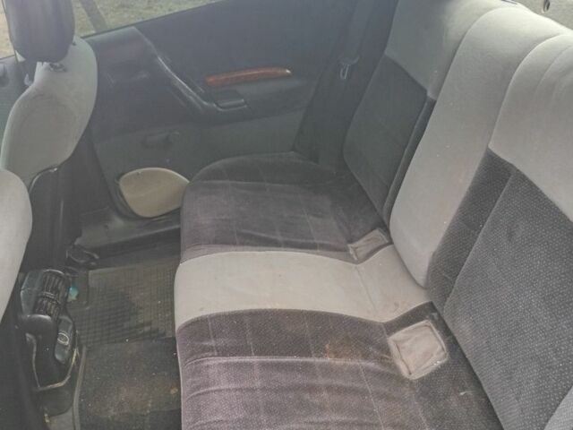 Зеленый Опель Омега, объемом двигателя 2 л и пробегом 350 тыс. км за 1700 $, фото 6 на Automoto.ua