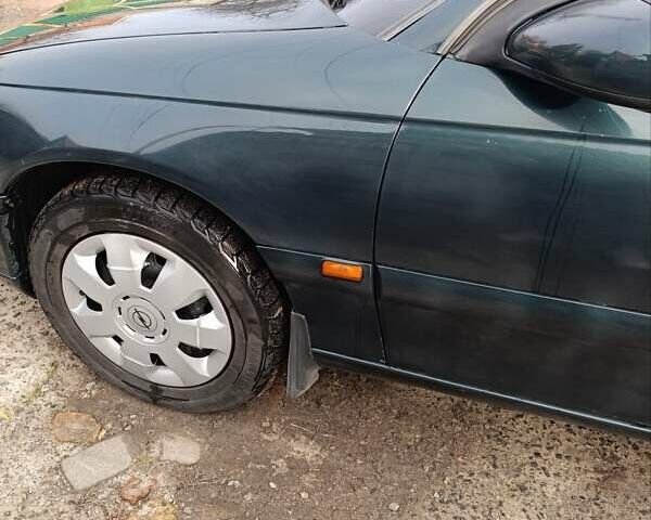 Зеленый Опель Омега, объемом двигателя 0 л и пробегом 306 тыс. км за 2700 $, фото 3 на Automoto.ua