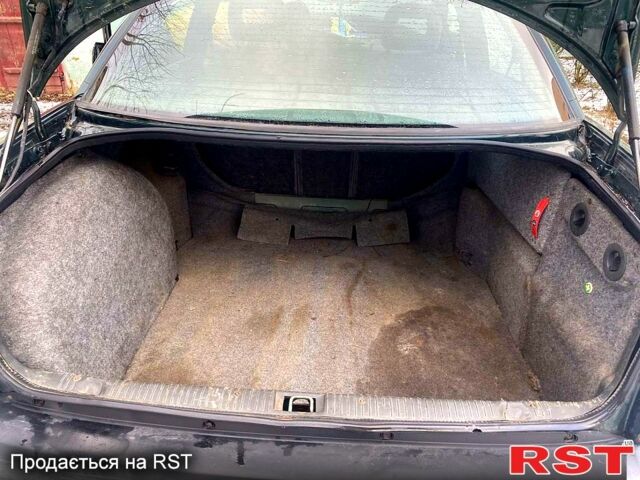 Зелений Опель Омега, об'ємом двигуна 1.8 л та пробігом 0 тис. км за 1750 $, фото 12 на Automoto.ua