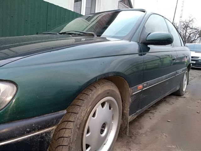 Зелений Опель Омега, об'ємом двигуна 2 л та пробігом 300 тис. км за 3700 $, фото 1 на Automoto.ua