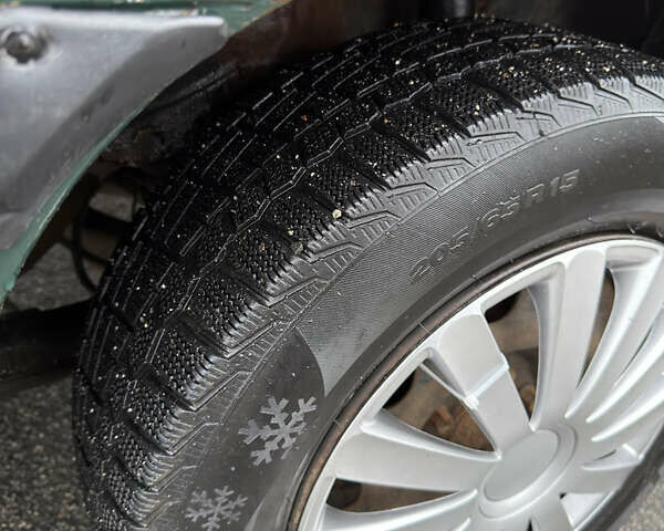 Зелений Опель Омега, об'ємом двигуна 2 л та пробігом 230 тис. км за 1400 $, фото 7 на Automoto.ua